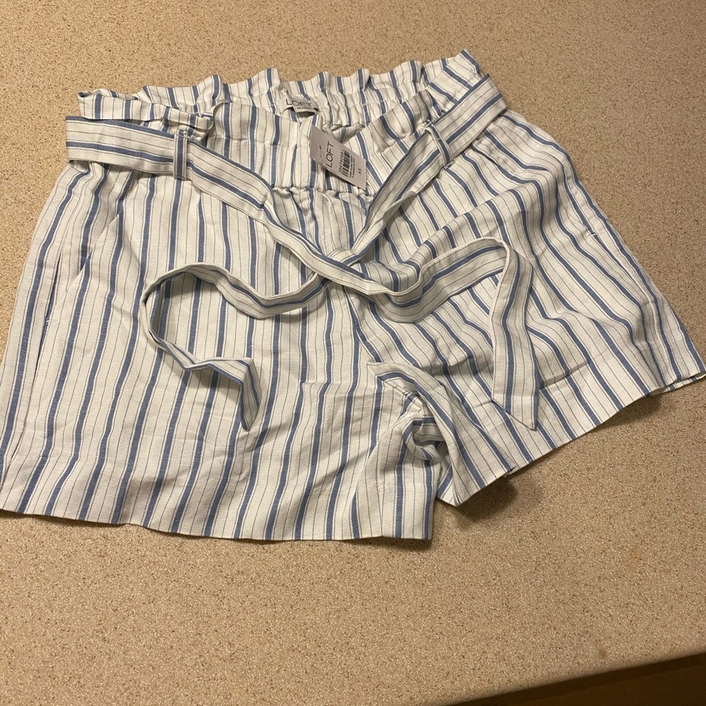 NWT striped paperbag shorts by Loft